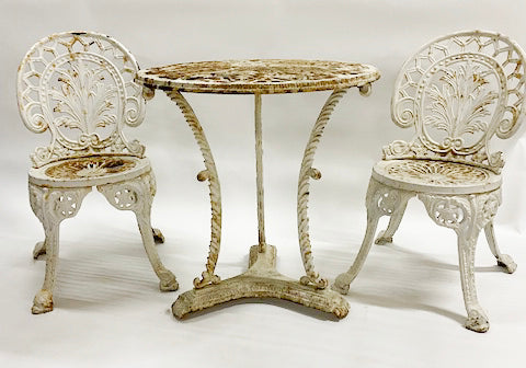 19th century English 3piece cast iron garden setting